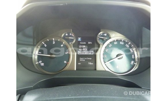 Acheter Import Voiture Toyota Prado Blanc à Import - Dubai, Province de Bengo Acheter Import Voiture Toyota Prado Blanc à Import - Dubai, Province de Bengo