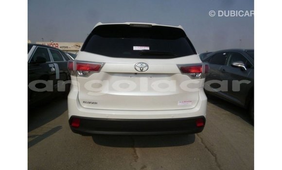 Acheter Import Voiture Toyota Kluger Blanc à Import - Dubai, Province de Bengo Acheter Import Voiture Toyota Kluger Blanc à Import - Dubai, Province de Bengo