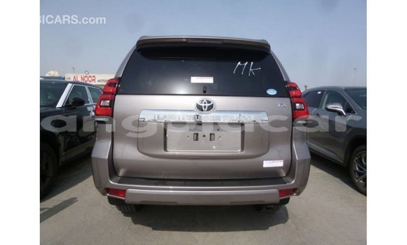 Comprar Importar Toyota Prado Marrom Carro em Import - Dubai em Bengo Province Comprar Importar Toyota Prado Marrom Carro em Import - Dubai em Bengo Province