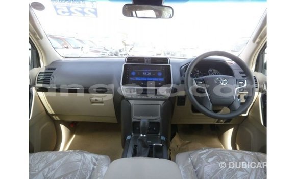 Comprar Importar Toyota Prado Branco Carro em Import - Dubai em Bengo Province Comprar Importar Toyota Prado Branco Carro em Import - Dubai em Bengo Province