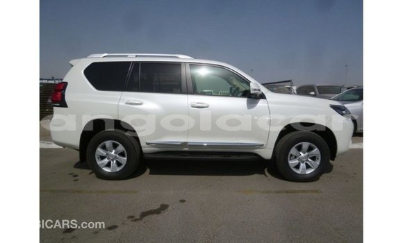 Comprar Importar Toyota Prado Branco Carro em Import - Dubai em Bengo Province Comprar Importar Toyota Prado Branco Carro em Import - Dubai em Bengo Province