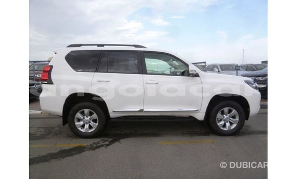 Comprar Importar Toyota Prado Branco Carro em Import - Dubai em Bengo Province Comprar Importar Toyota Prado Branco Carro em Import - Dubai em Bengo Province
