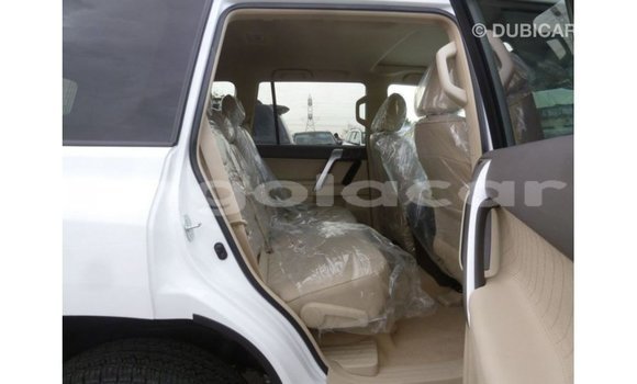 Comprar Importar Toyota Prado Branco Carro em Import - Dubai em Bengo Province Comprar Importar Toyota Prado Branco Carro em Import - Dubai em Bengo Province