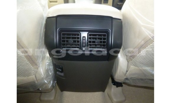 Comprar Importar Toyota Prado Branco Carro em Import - Dubai em Bengo Province Comprar Importar Toyota Prado Branco Carro em Import - Dubai em Bengo Province