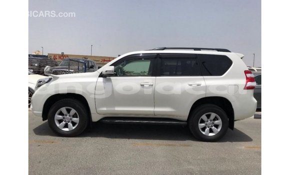Comprar Importar Toyota Prado Branco Carro em Import - Dubai em Bengo Province Comprar Importar Toyota Prado Branco Carro em Import - Dubai em Bengo Province