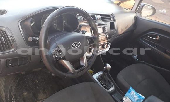 Comprar Usado Kia rio Prata Carro em Luanda em Luanda Province Comprar Usado Kia rio Prata Carro em Luanda em Luanda Province