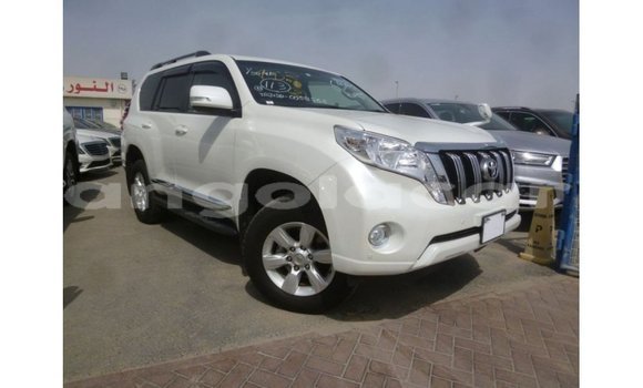 Comprar Importar Toyota Prado Branco Carro em Import - Dubai em Bengo Province Comprar Importar Toyota Prado Branco Carro em Import - Dubai em Bengo Province