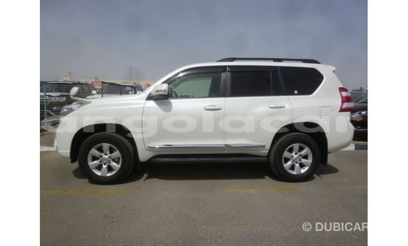 Comprar Importar Toyota Prado Branco Carro em Import - Dubai em Bengo Province Comprar Importar Toyota Prado Branco Carro em Import - Dubai em Bengo Province