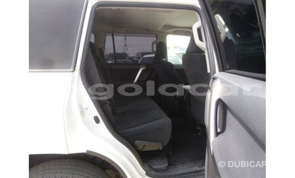 Comprar Importar Toyota Prado Branco Carro em Import - Dubai em Bengo Province Comprar Importar Toyota Prado Branco Carro em Import - Dubai em Bengo Province
