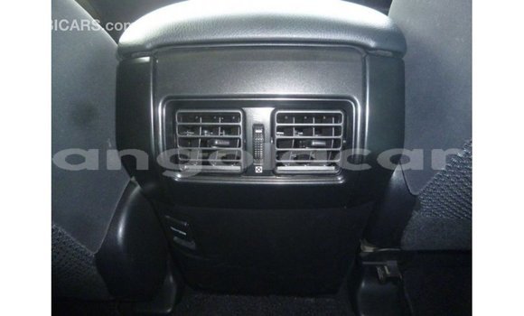 Comprar Importar Toyota Prado Branco Carro em Import - Dubai em Bengo Province Comprar Importar Toyota Prado Branco Carro em Import - Dubai em Bengo Province