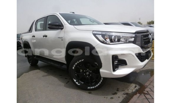 Buy Import Toyota Hilux White Car in Import - Dubai in Bengo Province Buy Import Toyota Hilux White Car in Import - Dubai in Bengo Province