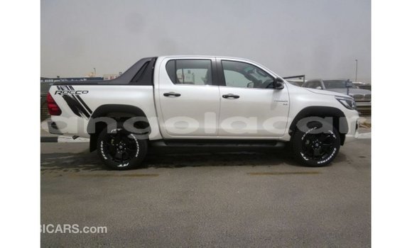 Buy Import Toyota Hilux White Car in Import - Dubai in Bengo Province Buy Import Toyota Hilux White Car in Import - Dubai in Bengo Province