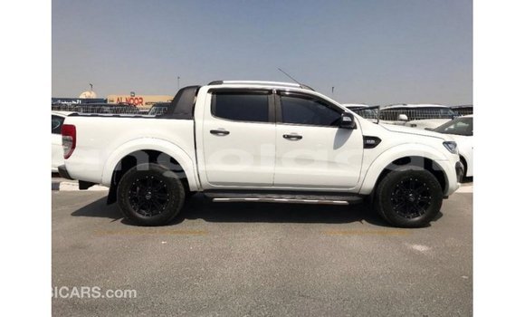 Comprar Importar Ford Ranger Branco Carro em Import - Dubai em Bengo Province Comprar Importar Ford Ranger Branco Carro em Import - Dubai em Bengo Province