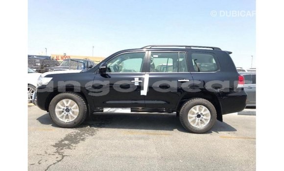 Comprar Importar Toyota Land Cruiser Preto Carro em Import - Dubai em Bengo Province Comprar Importar Toyota Land Cruiser Preto Carro em Import - Dubai em Bengo Province