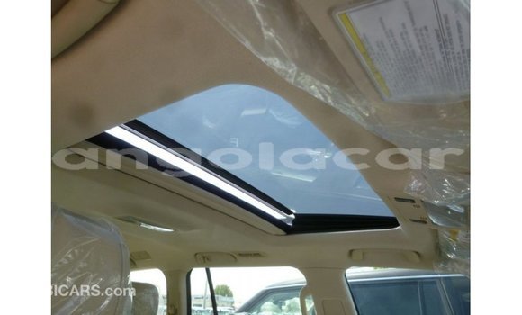 Acheter Import Voiture Toyota Land Cruiser Blanc à Import - Dubai, Province de Bengo Acheter Import Voiture Toyota Land Cruiser Blanc à Import - Dubai, Province de Bengo