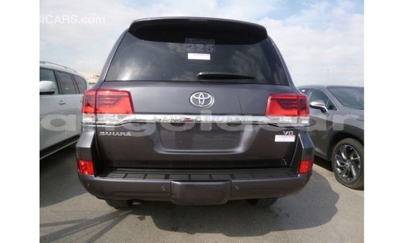 Comprar Importar Toyota Land Cruiser Outro Carro em Import - Dubai em Bengo Province Comprar Importar Toyota Land Cruiser Outro Carro em Import - Dubai em Bengo Province