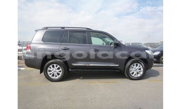 Comprar Importar Toyota Land Cruiser Outro Carro em Import - Dubai em Bengo Province Comprar Importar Toyota Land Cruiser Outro Carro em Import - Dubai em Bengo Province