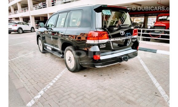 Comprar Importar Toyota Land Cruiser Preto Carro em Import - Dubai em Bengo Province Comprar Importar Toyota Land Cruiser Preto Carro em Import - Dubai em Bengo Province