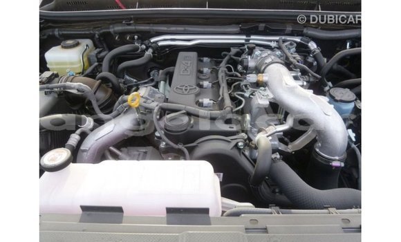 Comprar Importar Toyota Prado Outro Carro em Import - Dubai em Bengo Province Comprar Importar Toyota Prado Outro Carro em Import - Dubai em Bengo Province