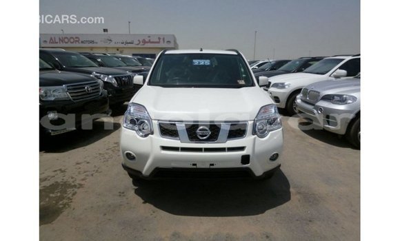 Comprar Importar Nissan Evalia Branco Caminhão em Import - Dubai em Bengo Province Comprar Importar Nissan Evalia Branco Caminhão em Import - Dubai em Bengo Province