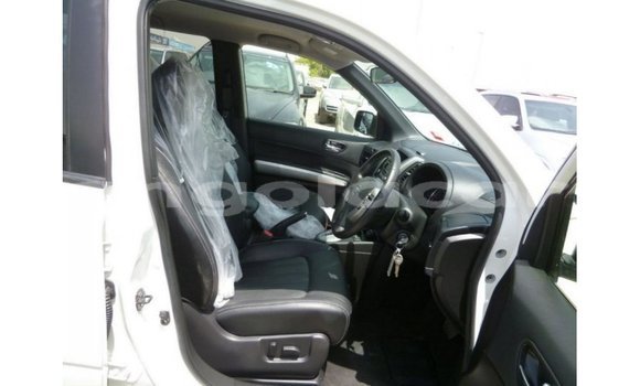 Comprar Importar Nissan Evalia Branco Caminhão em Import - Dubai em Bengo Province Comprar Importar Nissan Evalia Branco Caminhão em Import - Dubai em Bengo Province