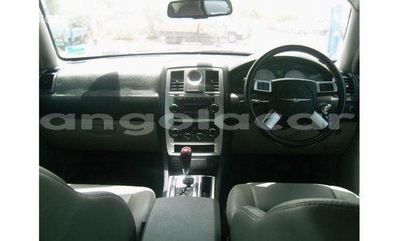 Comprar Importar Chrysler 300 Bege Carro em Import - Dubai em Bengo Province Comprar Importar Chrysler 300 Bege Carro em Import - Dubai em Bengo Province