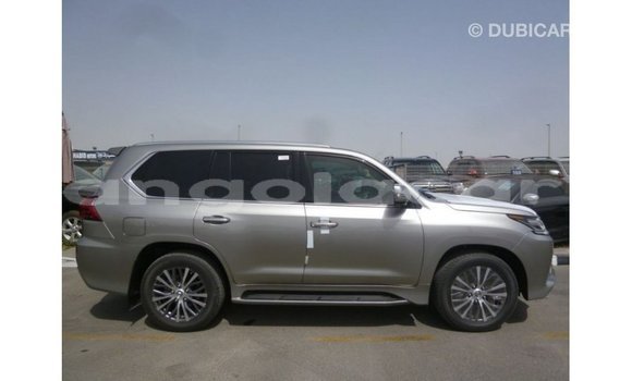Acheter Import Voiture Lexus LX Autre à Import - Dubai, Province de Bengo Acheter Import Voiture Lexus LX Autre à Import - Dubai, Province de Bengo