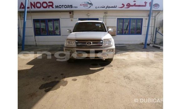 Comprar Importar Toyota Land Cruiser Branco Carro em Import - Dubai em Bengo Province Comprar Importar Toyota Land Cruiser Branco Carro em Import - Dubai em Bengo Province