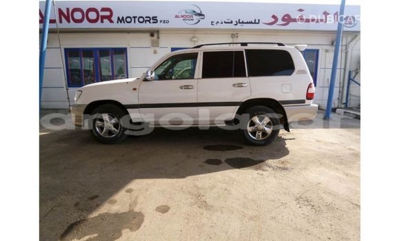 Comprar Importar Toyota Land Cruiser Branco Carro em Import - Dubai em Bengo Province Comprar Importar Toyota Land Cruiser Branco Carro em Import - Dubai em Bengo Province