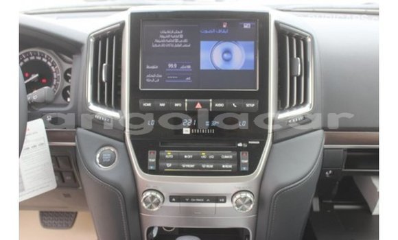 Buy Import Toyota Land Cruiser White Car in Import - Dubai in Bengo Province Buy Import Toyota Land Cruiser White Car in Import - Dubai in Bengo Province
