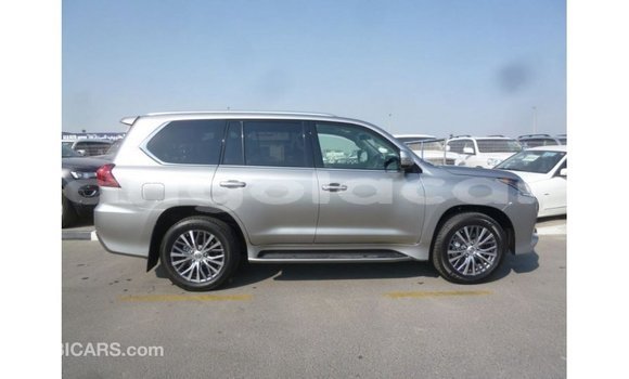 Comprar Importar Lexus LX Outro Carro em Import - Dubai em Bengo Province Comprar Importar Lexus LX Outro Carro em Import - Dubai em Bengo Province