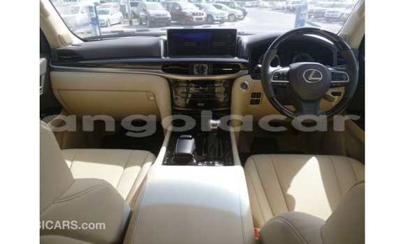 Comprar Importar Lexus LX Branco Carro em Import - Dubai em Bengo Province Comprar Importar Lexus LX Branco Carro em Import - Dubai em Bengo Province