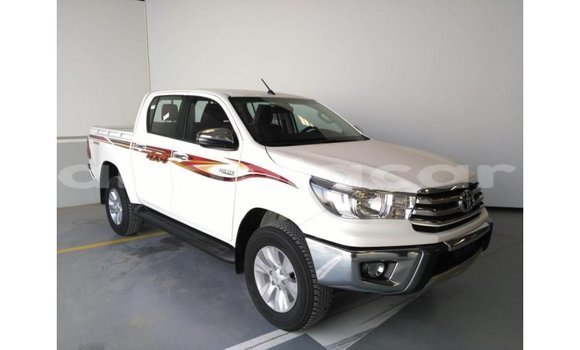 Buy Import Toyota Hilux White Car in Import - Dubai in Bengo Province Buy Import Toyota Hilux White Car in Import - Dubai in Bengo Province
