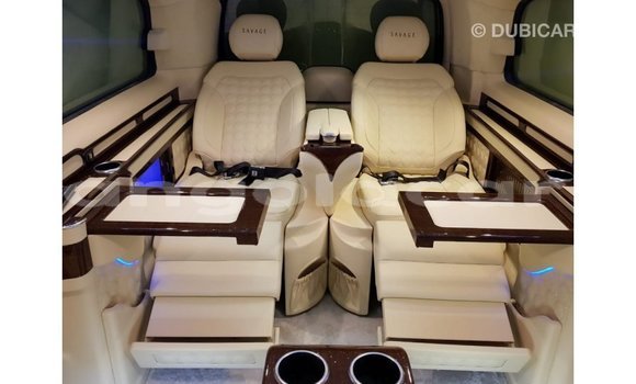 Buy Import Mercedes-Benz 250 Black Car in Import - Dubai in Bengo Province Buy Import Mercedes-Benz 250 Black Car in Import - Dubai in Bengo Province