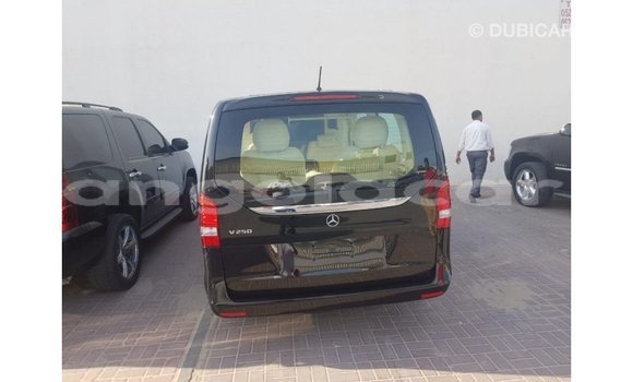 Buy Import Mercedes-Benz 250 Black Car in Import - Dubai in Bengo Province Buy Import Mercedes-Benz 250 Black Car in Import - Dubai in Bengo Province