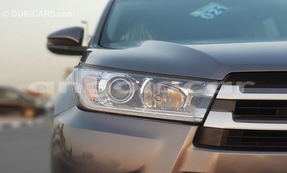 Comprar Importar Toyota Highlander Outro Carro em Import - Dubai em Bengo Province Comprar Importar Toyota Highlander Outro Carro em Import - Dubai em Bengo Province