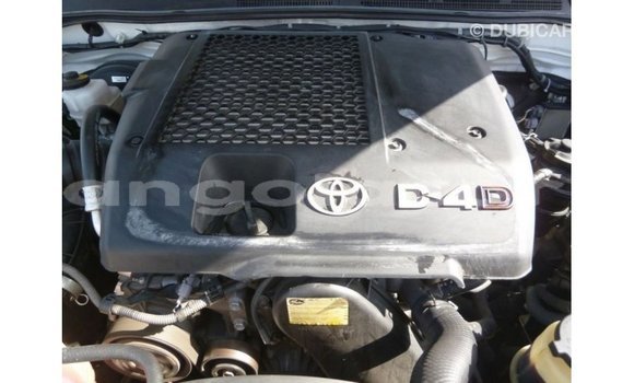 Comprar Importar Toyota Hilux Branco Carro em Import - Dubai em Bengo Province Comprar Importar Toyota Hilux Branco Carro em Import - Dubai em Bengo Province