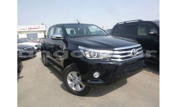 Acheter Import Voiture Toyota Hilux Noir à Import - Dubai, Province de Bengo Acheter Import Voiture Toyota Hilux Noir à Import - Dubai, Province de Bengo