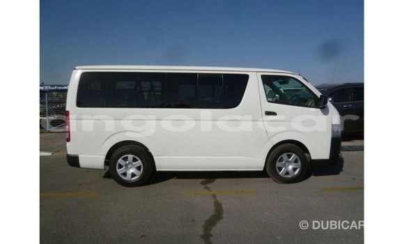 Acheter Import Voiture Toyota Hiace Blanc à Import - Dubai, Province de Bengo Acheter Import Voiture Toyota Hiace Blanc à Import - Dubai, Province de Bengo
