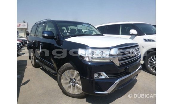 Acheter Import Voiture Toyota Land Cruiser Bleu à Import - Dubai, Province de Bengo Acheter Import Voiture Toyota Land Cruiser Bleu à Import - Dubai, Province de Bengo