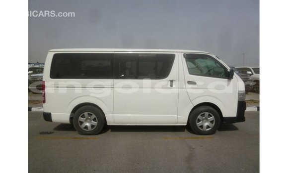 Acheter Import Voiture Toyota Hiace Blanc à Import - Dubai, Province de Bengo Acheter Import Voiture Toyota Hiace Blanc à Import - Dubai, Province de Bengo