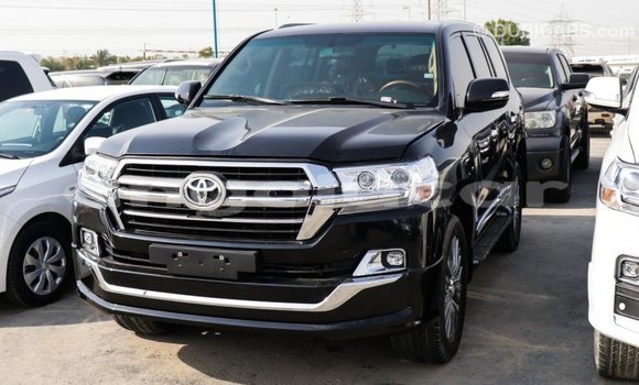 Comprar Importar Toyota Land Cruiser Preto Carro em Import - Dubai em Bengo Province Comprar Importar Toyota Land Cruiser Preto Carro em Import - Dubai em Bengo Province