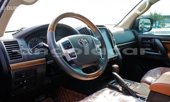 Comprar Importar Toyota Land Cruiser Preto Carro em Import - Dubai em Bengo Province Comprar Importar Toyota Land Cruiser Preto Carro em Import - Dubai em Bengo Province