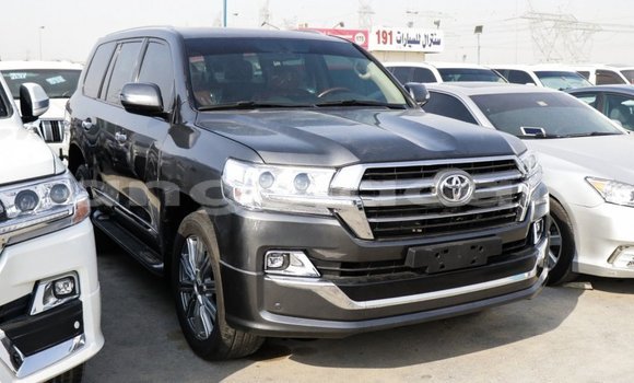 Buy Import Toyota Land Cruiser Black Car in Import - Dubai in Bengo Province Buy Import Toyota Land Cruiser Black Car in Import - Dubai in Bengo Province