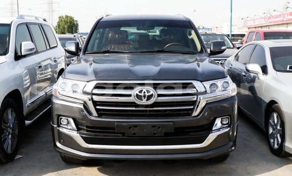 Buy Import Toyota Land Cruiser Black Car in Import - Dubai in Bengo Province Buy Import Toyota Land Cruiser Black Car in Import - Dubai in Bengo Province