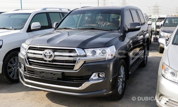 Buy Import Toyota Land Cruiser Black Car in Import - Dubai in Bengo Province Buy Import Toyota Land Cruiser Black Car in Import - Dubai in Bengo Province