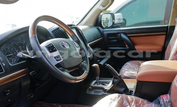 Buy Import Toyota Land Cruiser Black Car in Import - Dubai in Bengo Province Buy Import Toyota Land Cruiser Black Car in Import - Dubai in Bengo Province