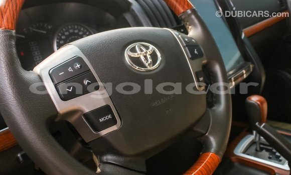 Buy Import Toyota Land Cruiser White Car in Import - Dubai in Bengo Province Buy Import Toyota Land Cruiser White Car in Import - Dubai in Bengo Province