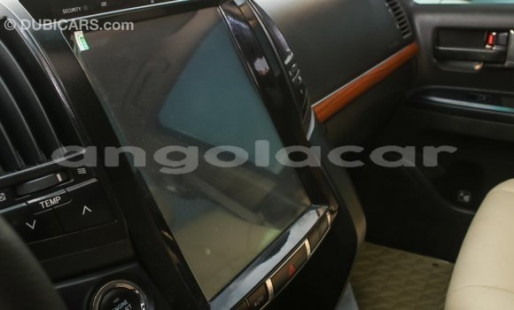 Buy Import Toyota Land Cruiser White Car in Import - Dubai in Bengo Province Buy Import Toyota Land Cruiser White Car in Import - Dubai in Bengo Province