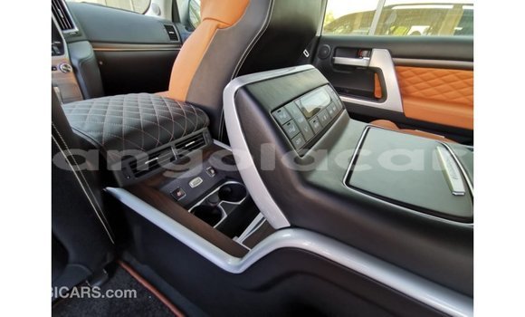 Buy Import Toyota Land Cruiser Black Car in Import - Dubai in Bengo Province Buy Import Toyota Land Cruiser Black Car in Import - Dubai in Bengo Province